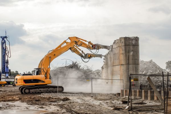 Silo Demolition in Indianapolis